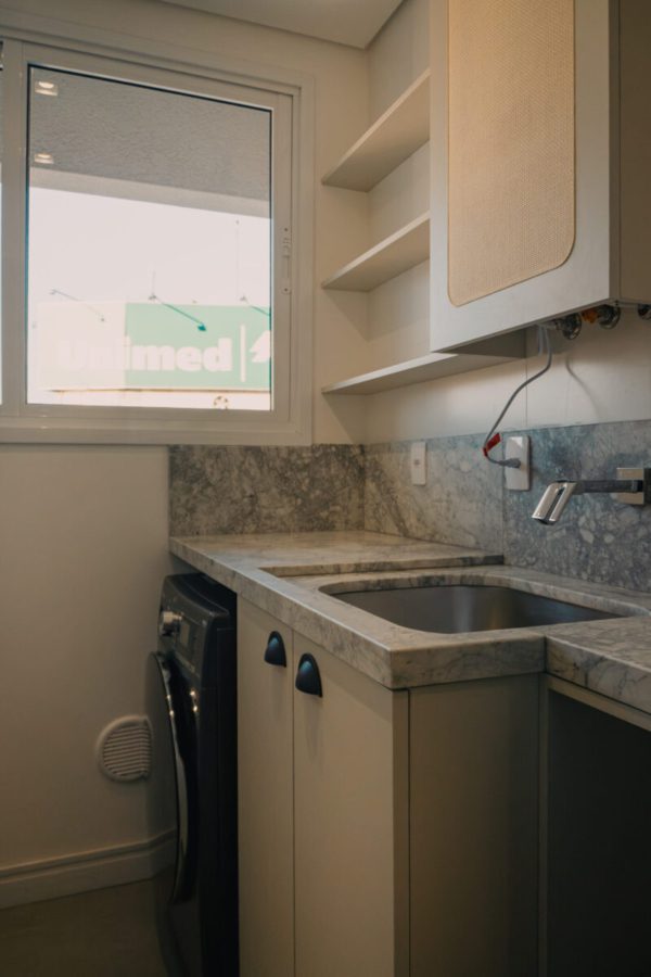 AREA-DE-SERVICO-800×1200